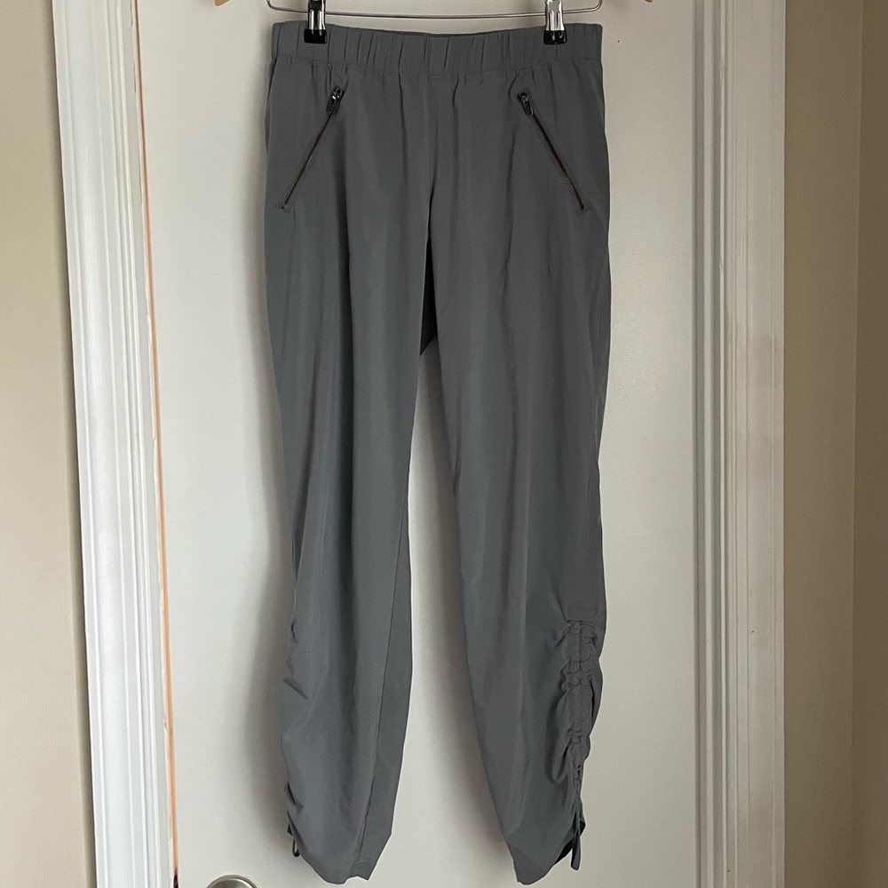 7/8 Length Lightweight Athleta Joggers